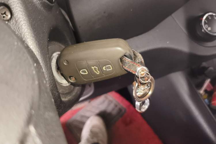 Used Kia Sportage R 2012 2.0L Automatic Two-Wheel Drive GL Trim