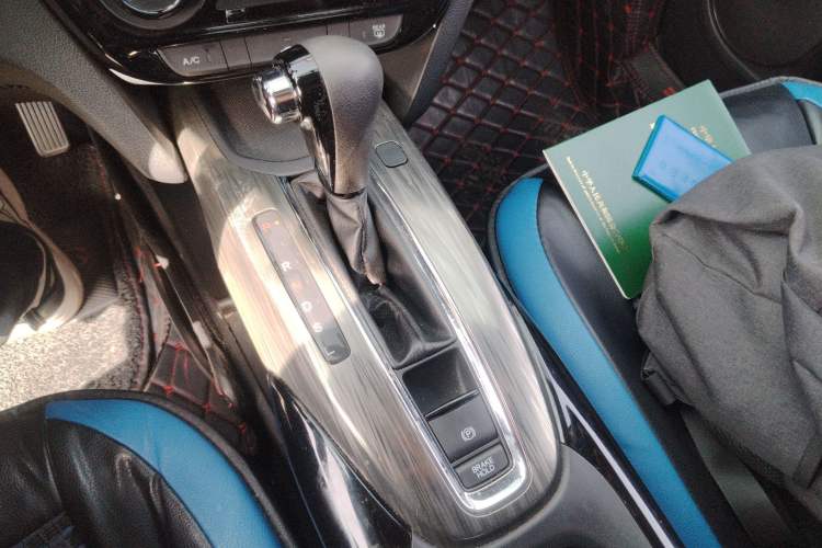 Used Honda XR-V 2017 1.5L LXi CVT Classic Edition Gear Lever