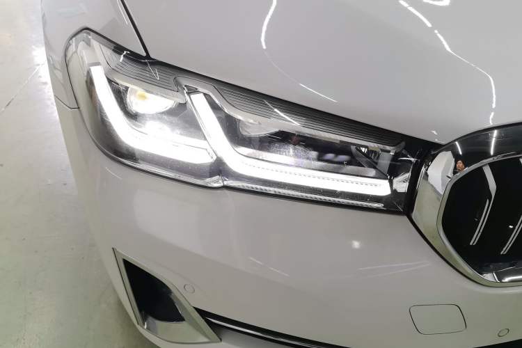 Used BMW 5 Series 2022 530Li Leading Model M Sport Package
