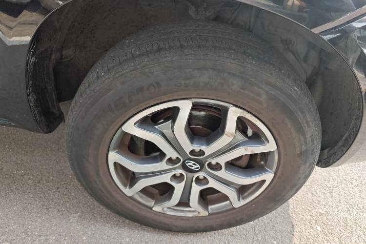 Used Hyundai Tucson 2013 2.0L Automatic Two-Wheel Drive Comfort Version