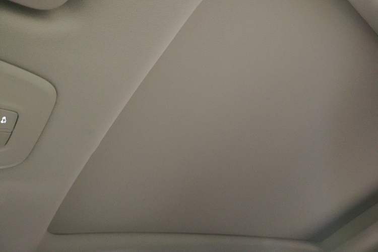 Used Buick GL6 2018 18T 6-Seater Prestige Model Headliner