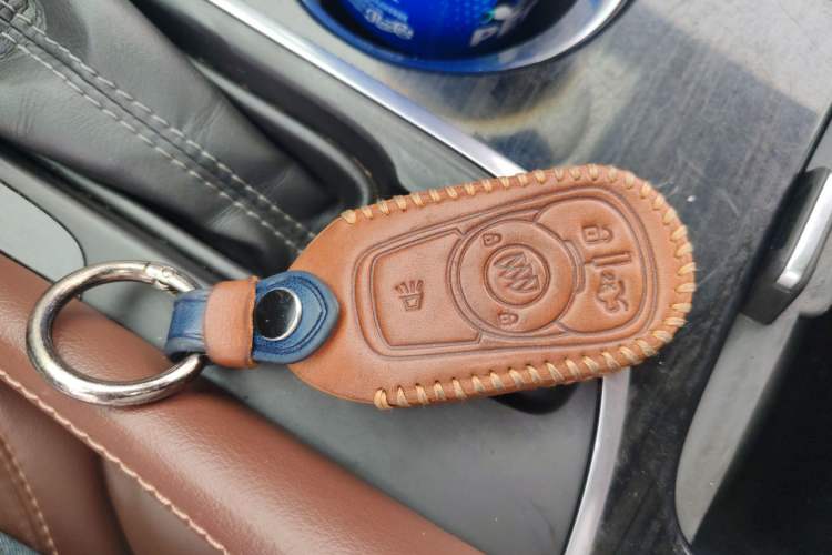 Used Buick Envision 2021 532T Two-Wheel-Drive Luxury Version
