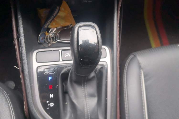 Used Hyundai ix25 2015 1.6L Automatic Two-Wheel Drive Smart GLS Trim
