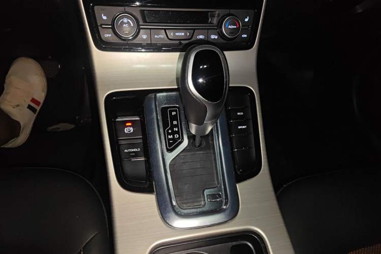 Used Geely Auto Emgrand GL 2017 1.3T DCT Luxury Model
