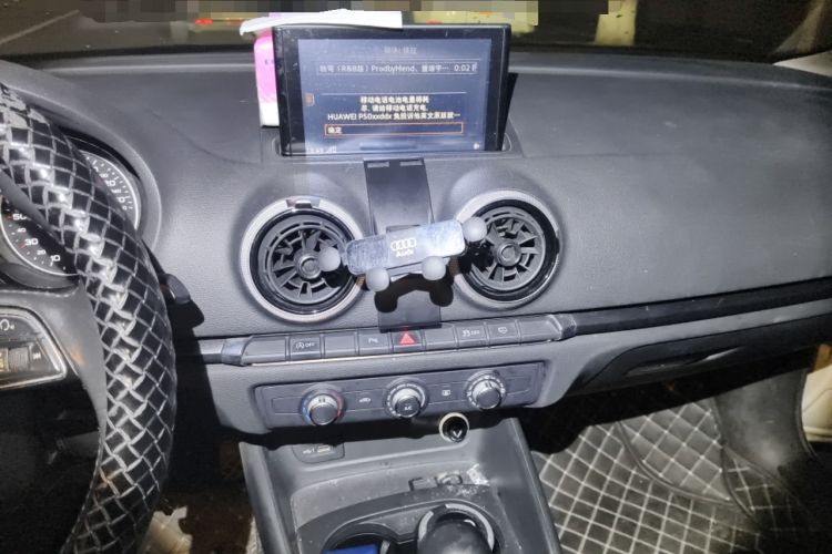 Used Audi A3 2019 Limousine 35 TFSI Fashion Edition China VI Emission Standard Audio And AC Panel