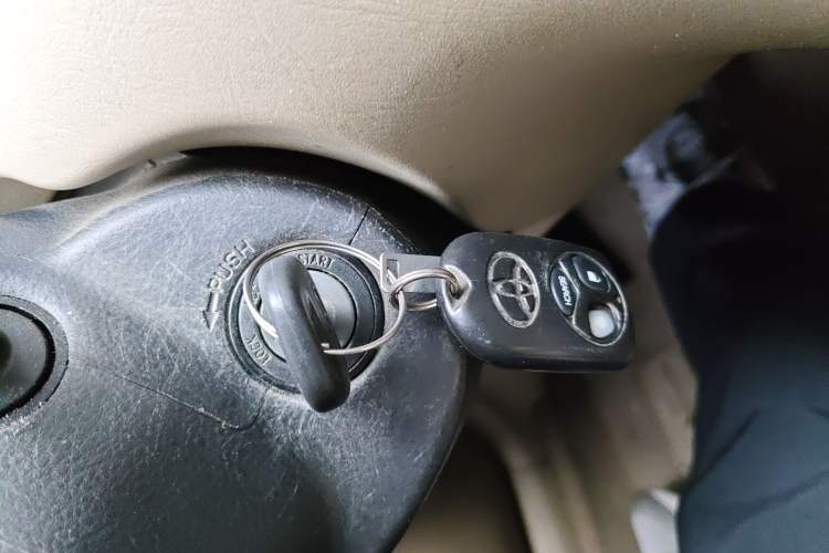 Used Toyota Corolla EX 2013 1.6L Automatic Excellence Edition Vehicle Key