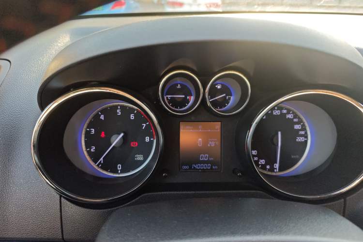 Used Changan CS35 2016 1.6L Manual Luxury Model China IV Standard