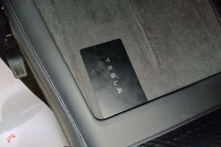 Used Tesla Model 3 2023 Rear-Wheel-Drive Version