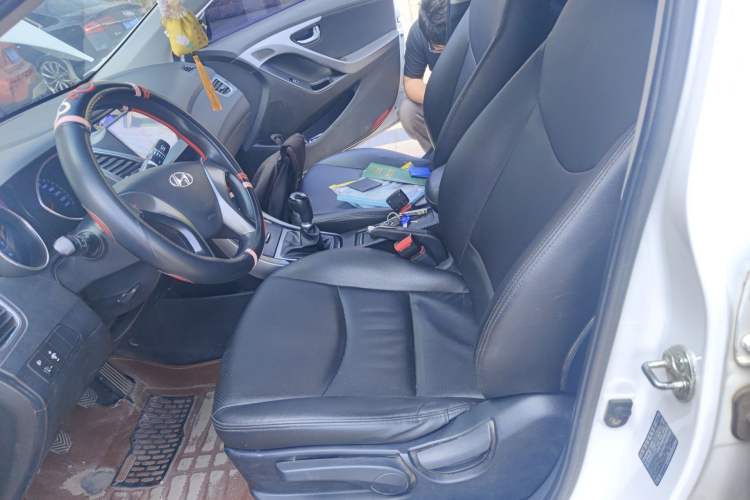 Used Hyundai Elantra (5th Generation / Langdong) 2015 1.6L Manual Leading Model Left Front Seat