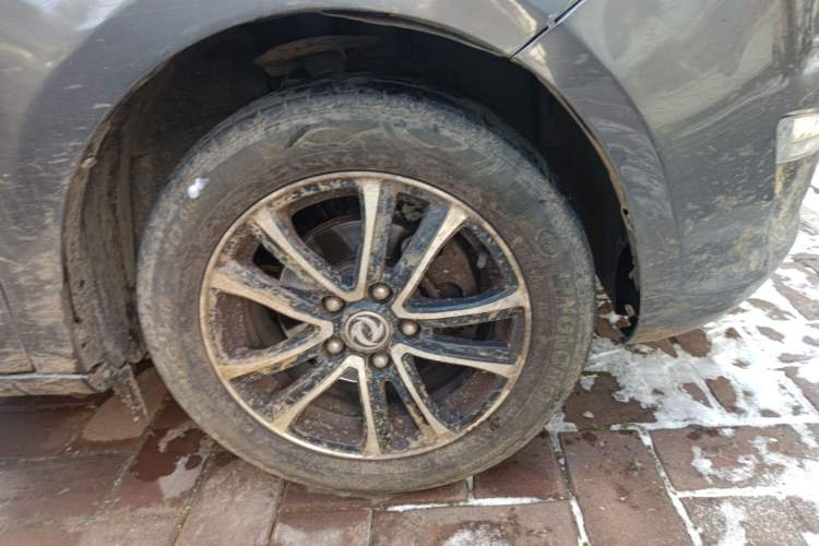 Used FORTHING S500 2016 1.5L Manual Luxury Version II Right Front Wheel Hub