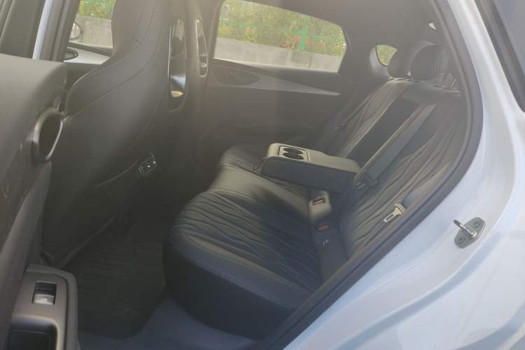 Used BYD Seal 06 New Energy 2025 DM-i Intelligent Drive 120KM Flagship Model Left Rear Seat