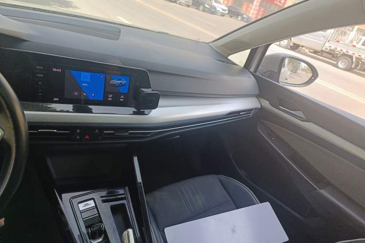 Used Volkswagen Golf 2021 280TSI DSG Pro Audio And AC Panel