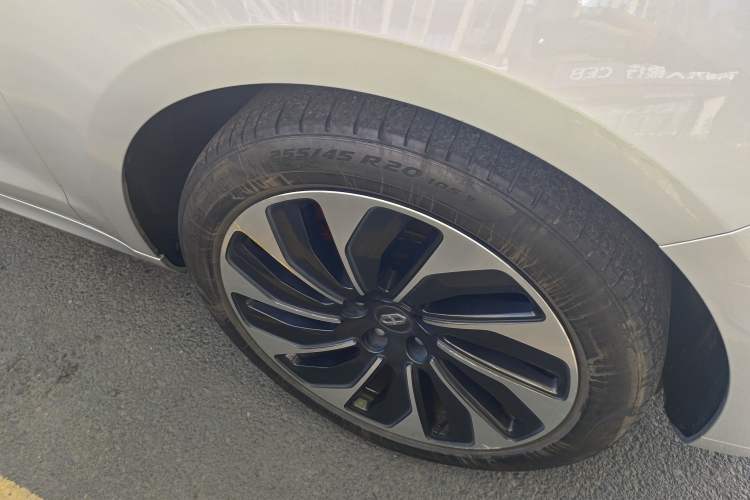 Used Hima AITO M5 2022 Range-Extended Rear-Drive Standard Version