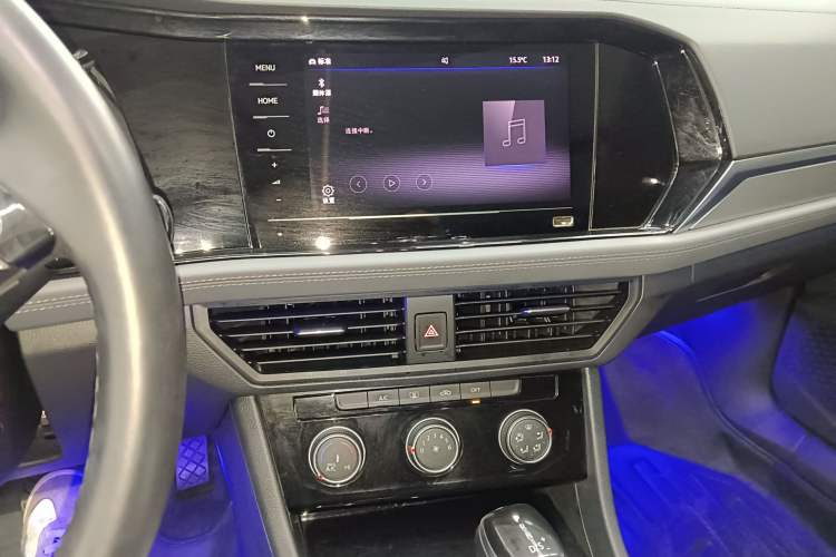 Used Volkswagen Sagitar 2021 200TSI DSG Comfort Connect Edition Audio And AC Panel