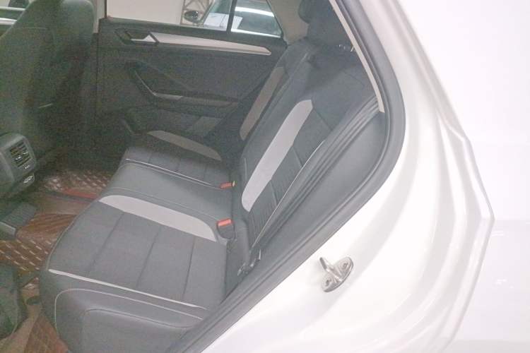 Used Volkswagen T-ROC 2020 230TSI DSG Two-Wheel Drive Advanced Version