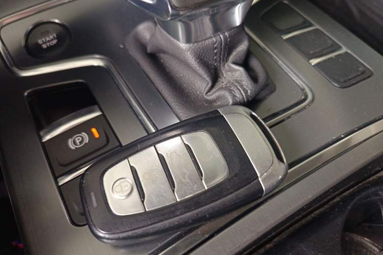 Used Hongqi H5 2020 1.5T DCT Flagship Edition Vehicle Key