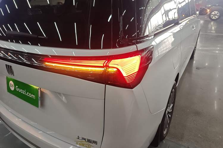 Used Buick GL8 New Energy 2025 Lu Shang Smart Enjoyment Edition 7-Seater Exterior 3