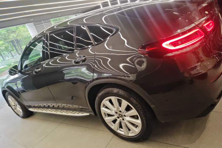 Used Mercedes-Benz GLC Coupe 2020 GLC 260 4MATIC Coupe SUV