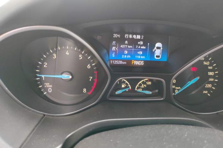 Used Ford Focus 2015 Hatchback EcoBoost 180 Automatic Elite Model Odometer Close Up