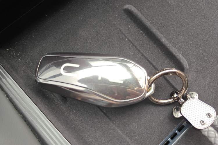 Used BYD Song L DM-i 2025 Intelligent Driving Version 160 km Beyond-Range Type
