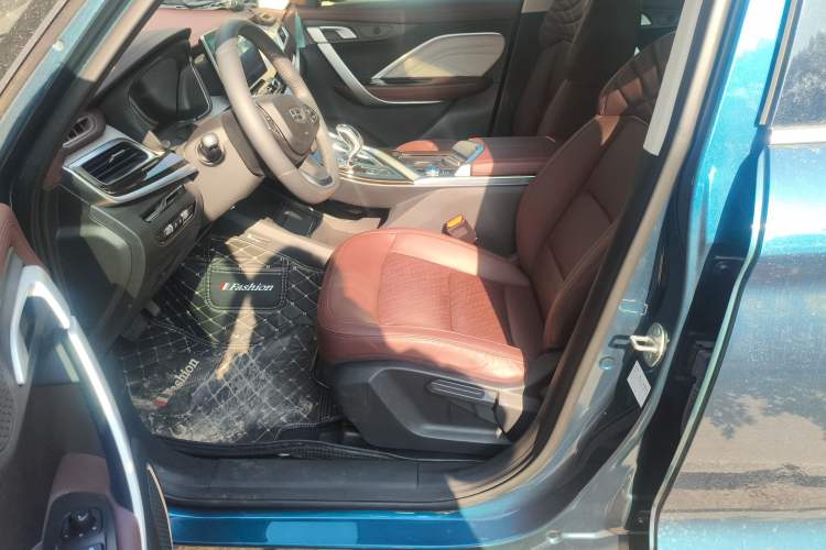 Used Geely Auto Jiajie New Energy 2022 1.5TD PHEV Platinum Comfort Edition