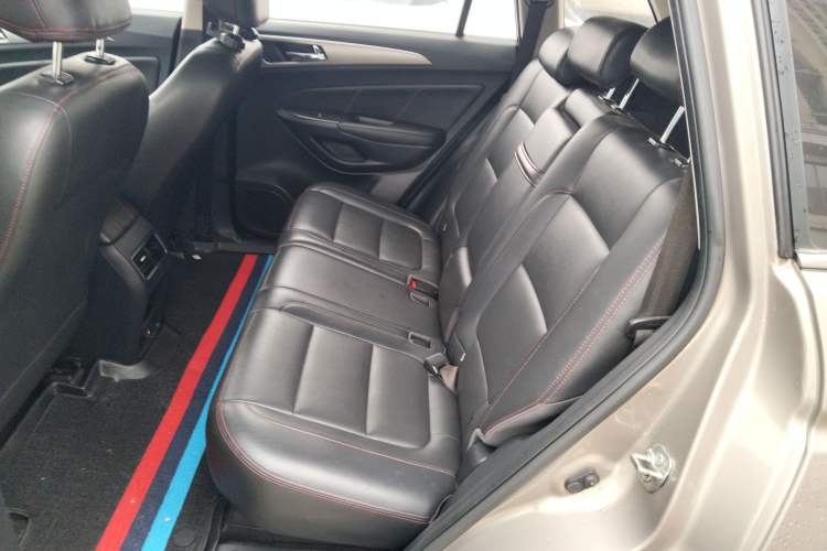 Used CHANGAN CS75 2016 2.0L Manual Luxury Version China IV Standard