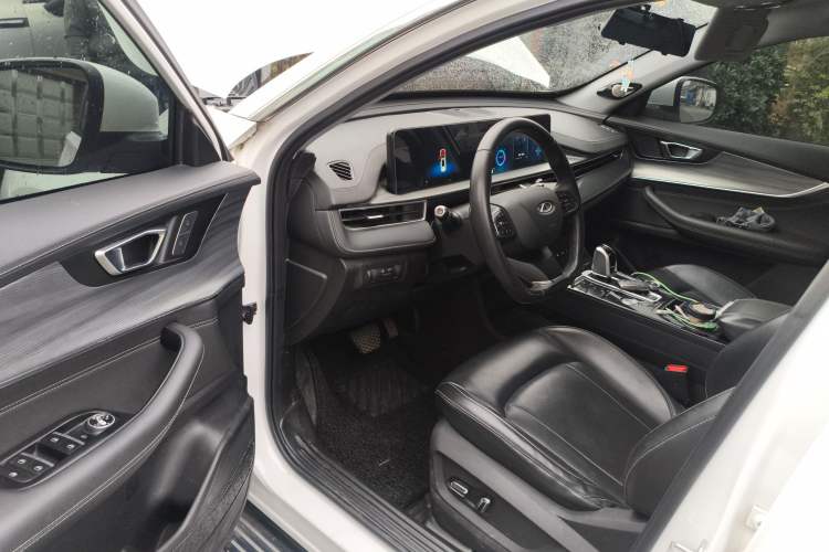 Used Chery Tiggo 8 PLUS 2022 Kunpeng Edition 390TGDI DCT Passion Version