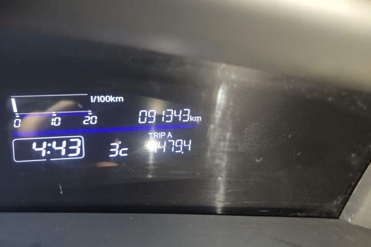 Used Honda Jade 2017 1.8L automatic Comfort version 5 seats
