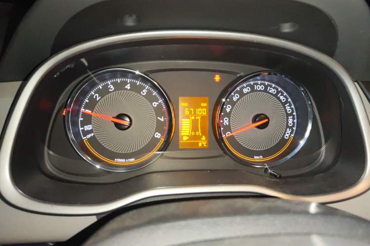 Used Chevrolet Sail 2015 Sail 3 1.5L Manual with Ideal Sunroof Edition