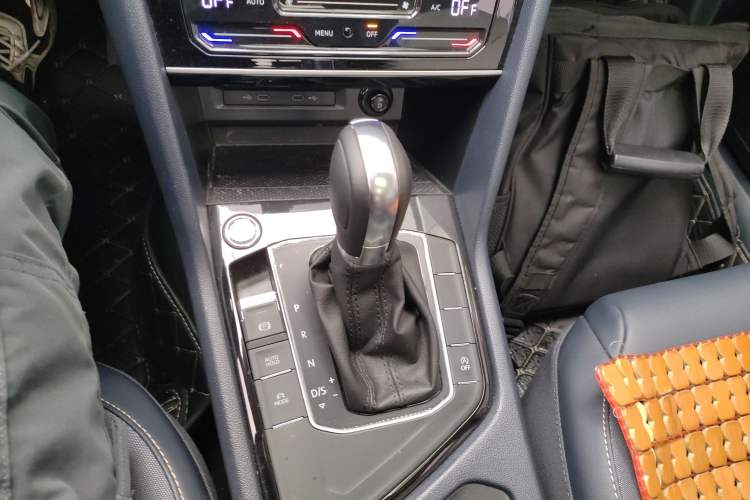 Used Volkswagen Tharu 2023 300TSI Two-Wheel-Drive Full Moon Edition