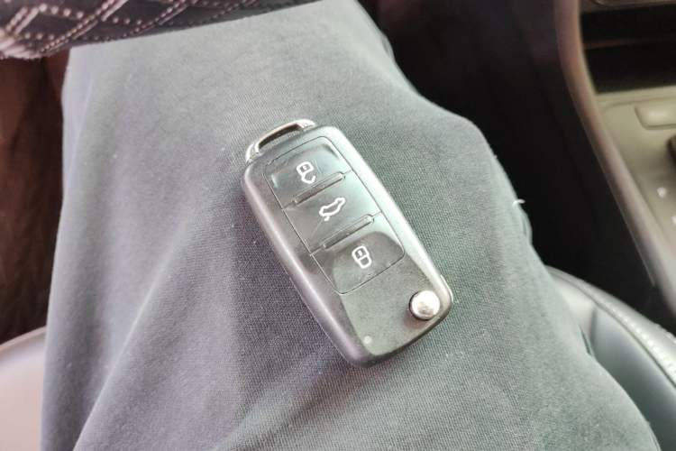 Used Volkswagen Lavida 2019 Lavida Start 1.5L Automatic Trendy Version China VI Standard Interior 1