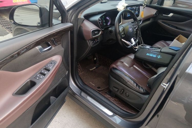 Used Hyundai Santa Fe 2019 380 TGDi TOP Automatic All-Wheel Drive Flagship (HTRAC) – China VI Standard
