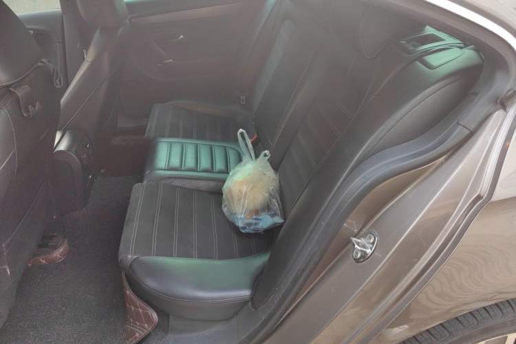 Used Volkswagen FAW-Volkswagen CC 2013 1.8TSI Luxury Model
