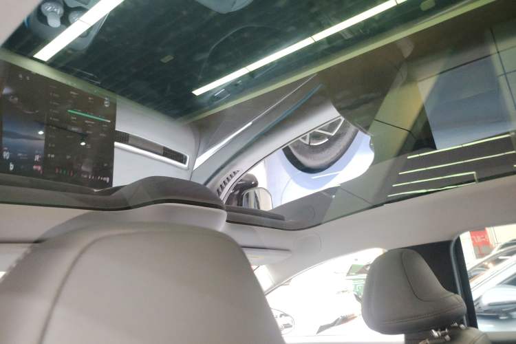 Used XPeng MONA M03 2025 600 with Ultra-Long Range Max Headliner