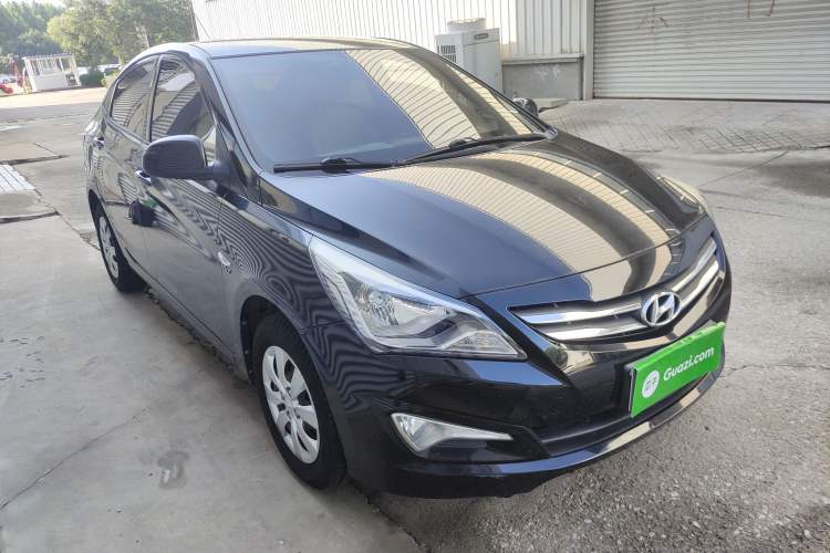 Used Hyundai Verna (older generation) 2014 1.4L Manual Smart GLS Trim
