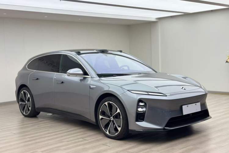 Used Nio ET5 2025 75 kWh
