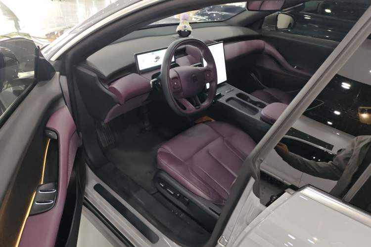 Used Nio ET5T 2024 75kWh Touring Driver Seat