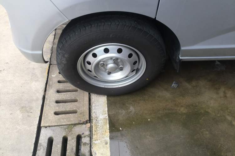 Used Wuling Rongguang S 2023 1.5L Base Version 5/7 Seats