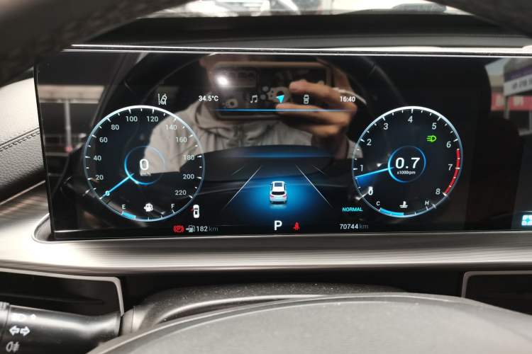 Used Chery Tiggo 8 PLUS 2021 290TGDI DCT Luxury Edition