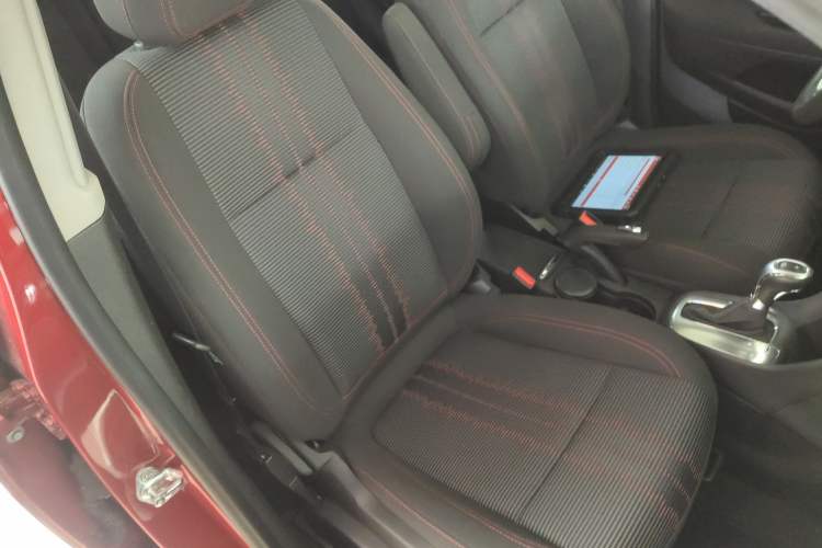 Used Buick Encore 2015 1.4T Automatic Two-Wheel Drive Urban Elite Version