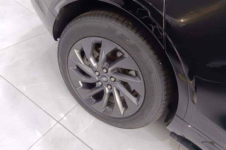 Used Land Rover Discovery 2021 360 PS R-Dynamic S