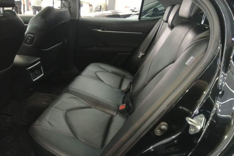 Used Toyota Camry 2021 2.5G Luxury Edition Left Rear Seat