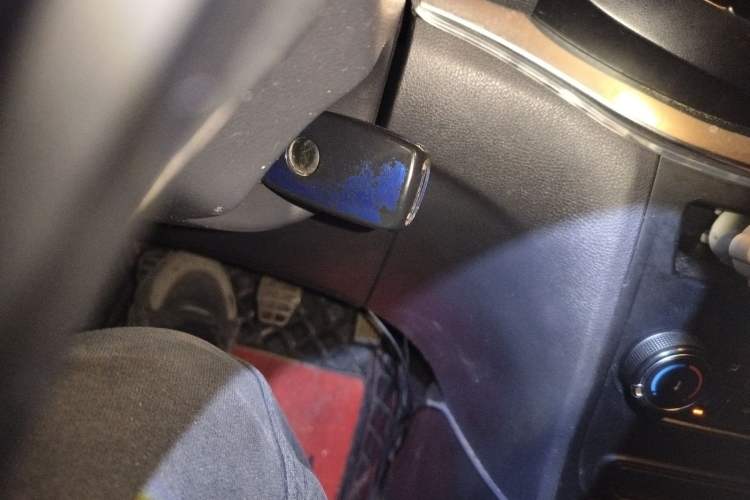 Used Cowin E3 2018 1.5L Manual Luxury Model