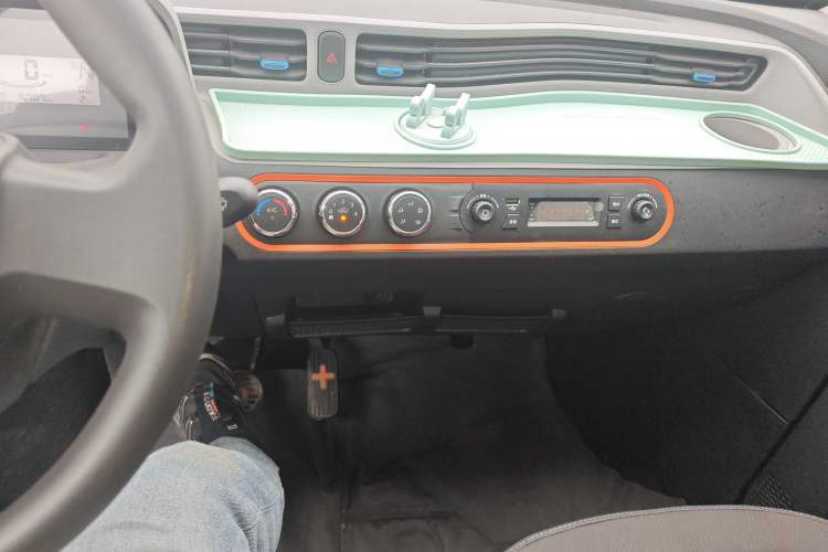 Used Wuling Hongguang MINIEV 2022 Easy Version Lithium-NMC
