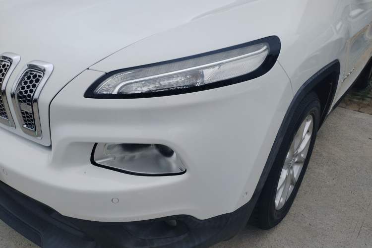 Used Jeep Cherokee 2016 2.4L Leading Edition