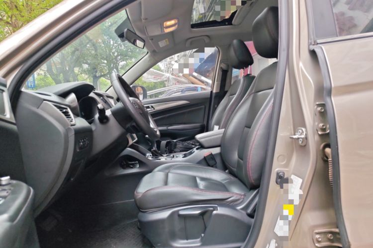 Used CHANGAN CS75 2016 1.8T Automatic Elite Model China V Standard
