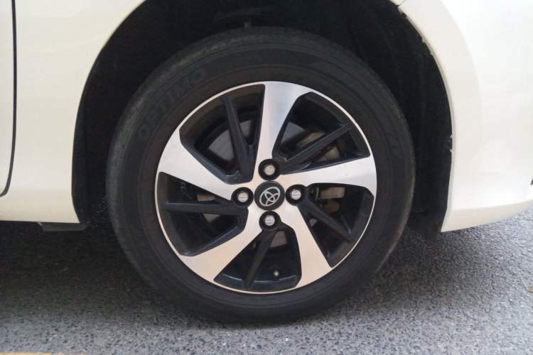 Used Toyota YARiS L Zhi Xuan 2019 1.5E CVT Dynamic Edition China VI compliant