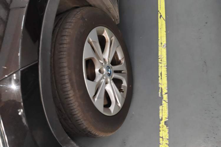 Used BMW X1 New Energy 2019 xDrive25Le Mileage Upgrade Version Left Front Wheel Hub