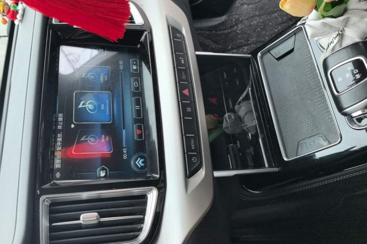 Used Hongqi HS7 2021 2.0T DCT Two-Wheel Drive Smart Connect Flagship Edition
