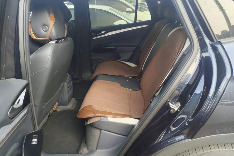 Used Volkswagen ID.4 CROZZ 2022 Long-Range PURE+ Edition